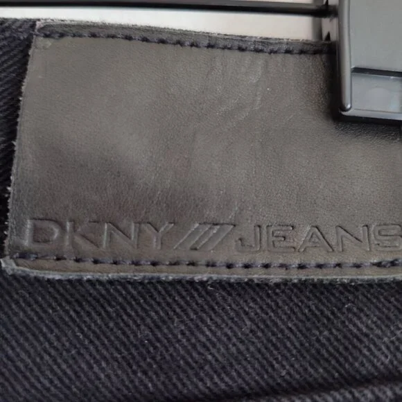 Ladies SZ 6R Vintage DKNY Black High-Rise Tapered Leg Jean - Picture 5 of 5